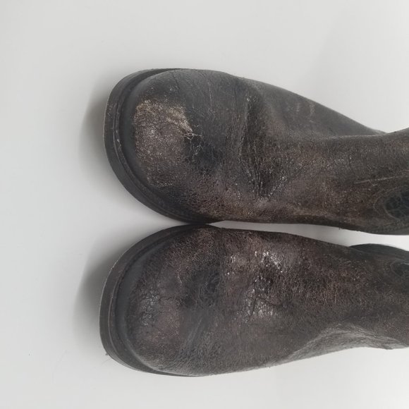 FRYE | Melissa Button Ankle Booties w/ Crackle Leather - 11B - Picture 7 of 13